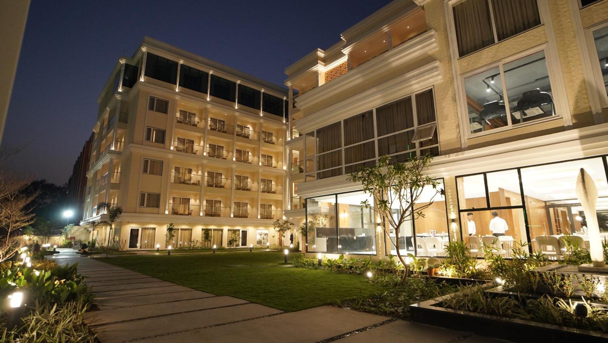 Antique Regency !! Luxurious Hotel In Digha !! Exterior foto